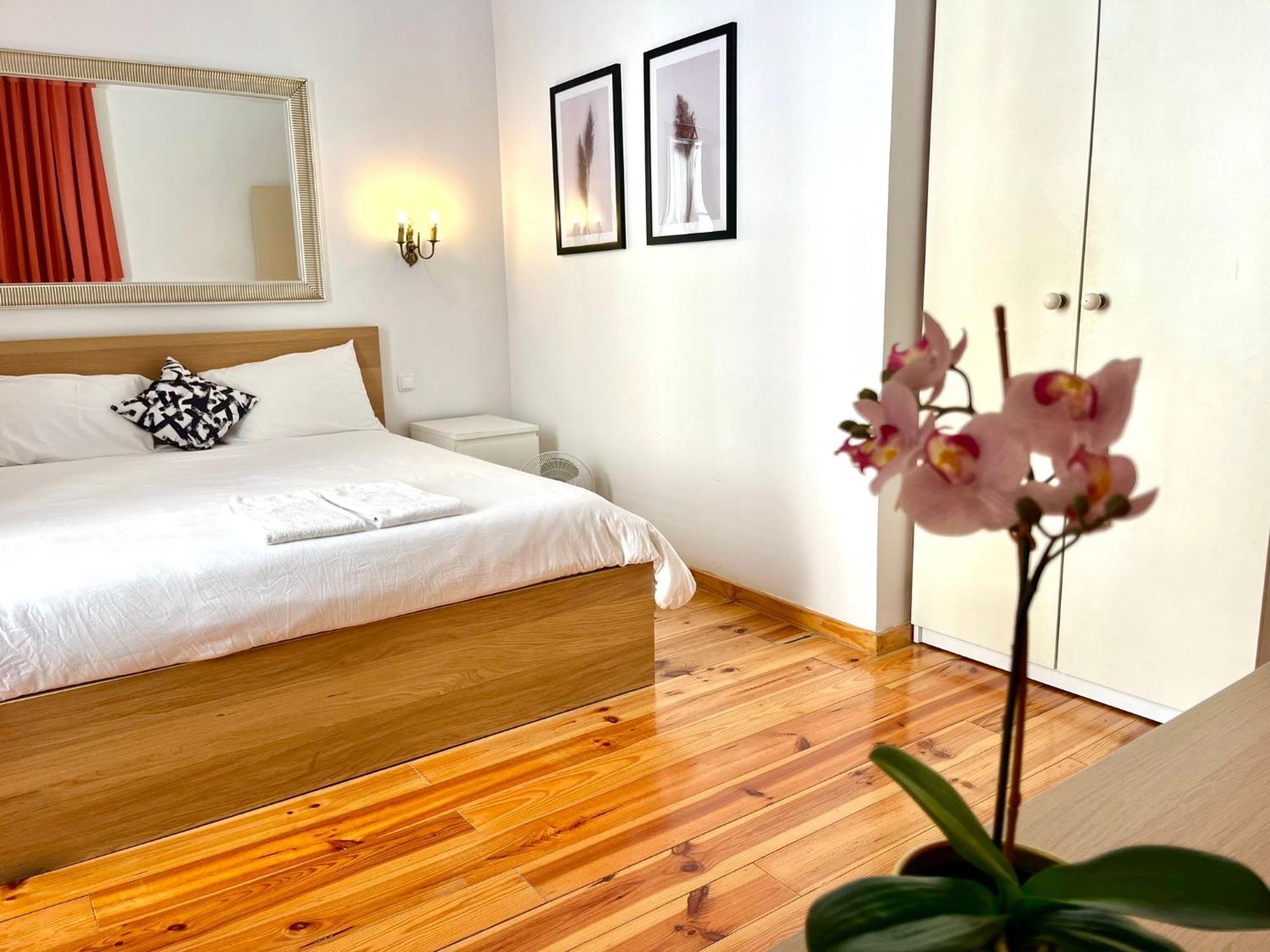 Apartamento 3 Bedroom, 2 Bathroom - Palma Lisboa